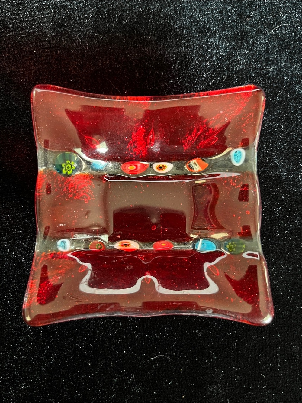 Fused Glass Small Red Trinket Tray with Millefiore - Picture 2 of 8
